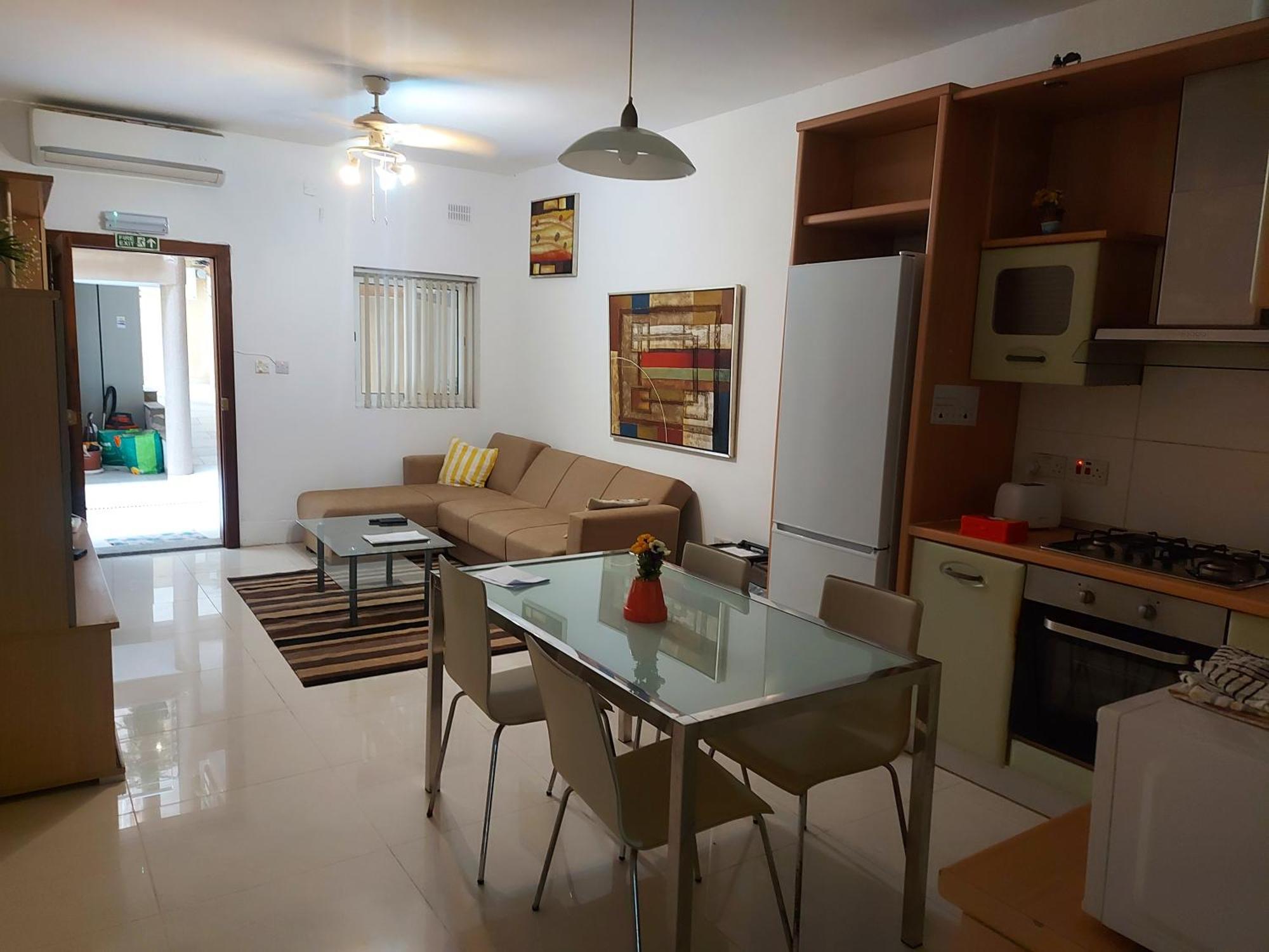 Swieqi Apartment Saint Julian's ภายนอก รูปภาพ